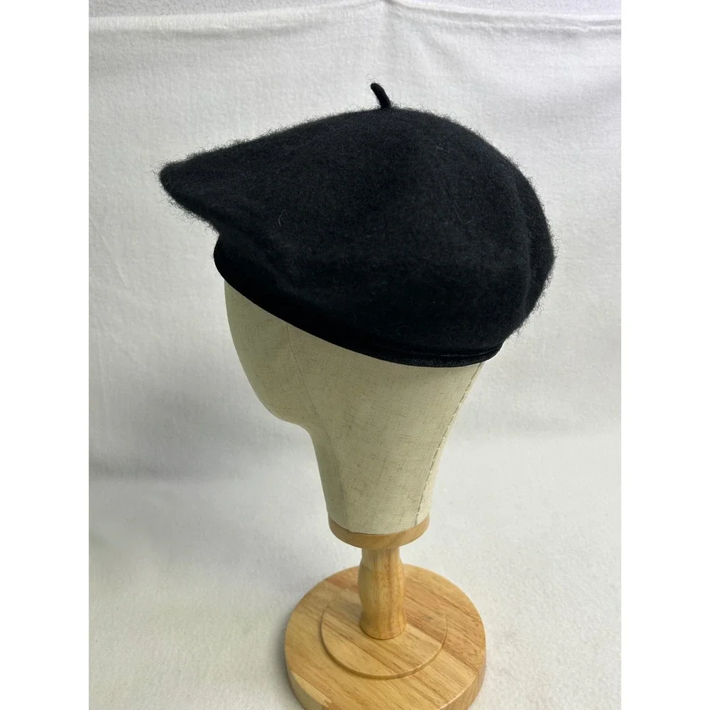 French Chic Dark Academia Target Womens OS Black Wool Blend Velvet Trim Beret